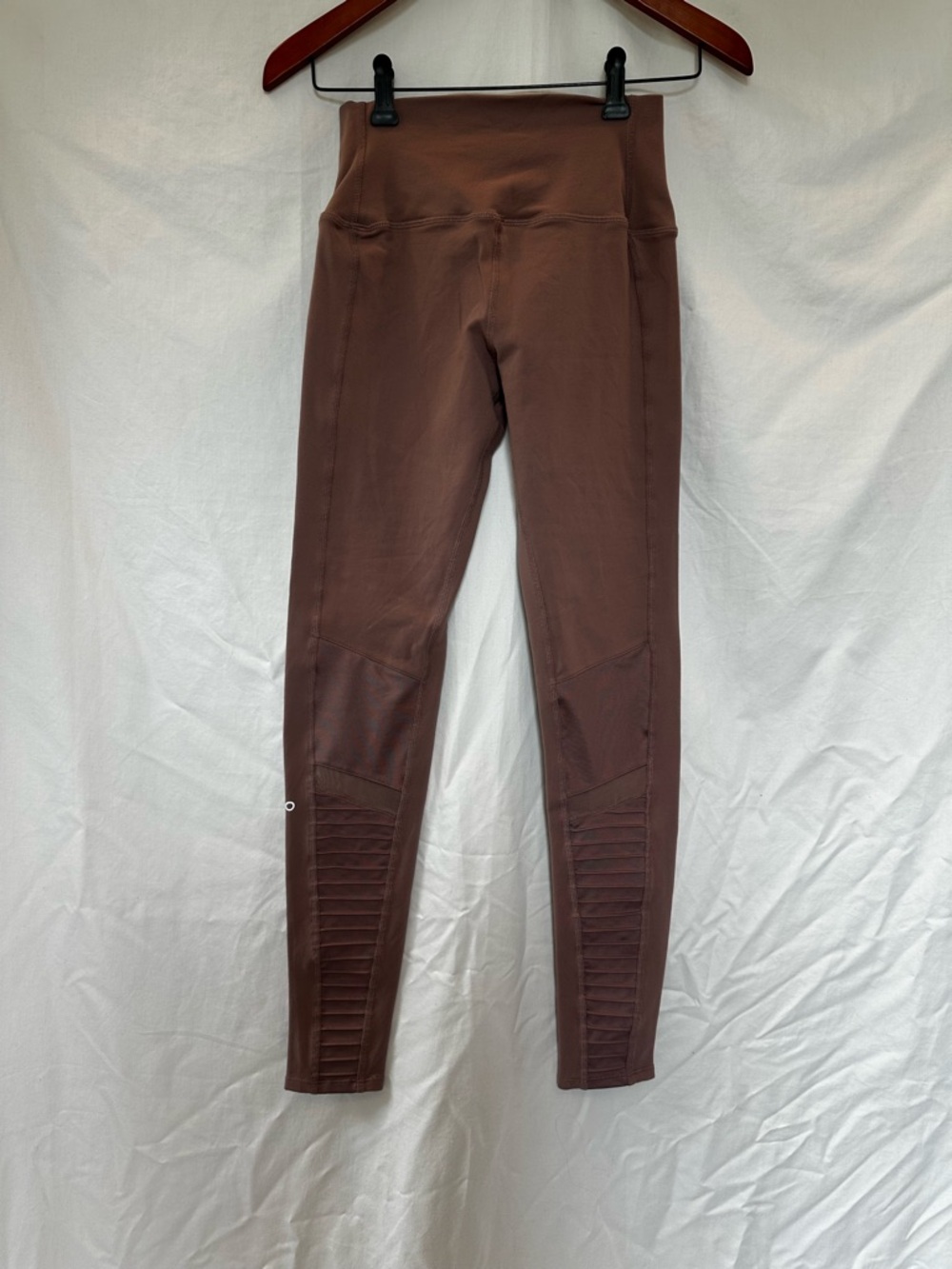 Alo Yoga Moto Leggings - Dusty Rose - S